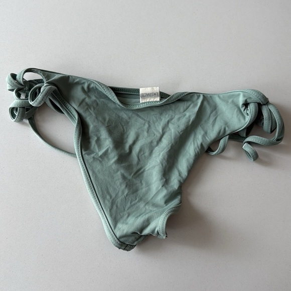 L Space bikini swim bottoms - Picture 3 of 3